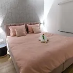 Laura 2 Вир