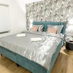 Laura 2 Вир