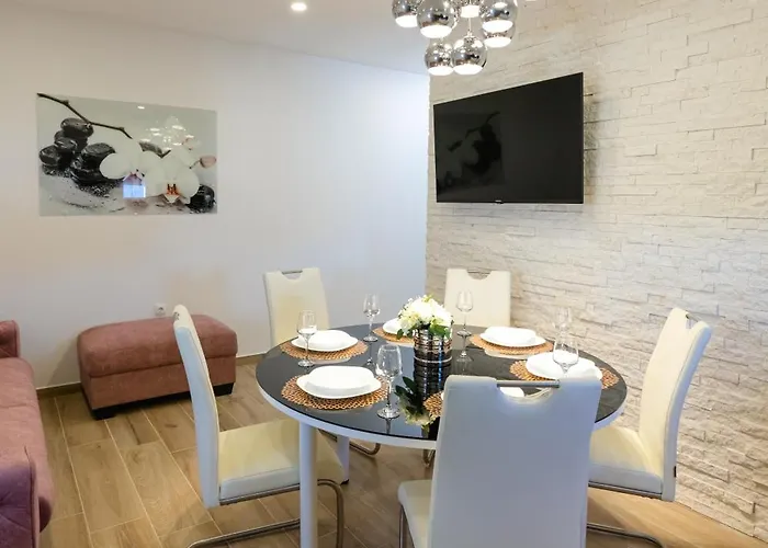 Laura 2 Διαμέρισμα *